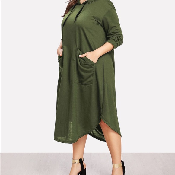 🌟SOLDOUT🍁OLIVIA GREEN SWEATSHIRT DRESS PLUS NWT - Picture 2 of 8